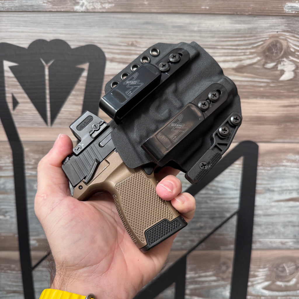 Quick Ship MCT Universal Holster for TLR7 Sub – McKinaTec